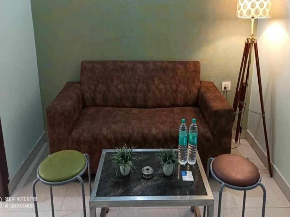 Oyo 74401 Aster Garden Suites Delhi  Esterno foto