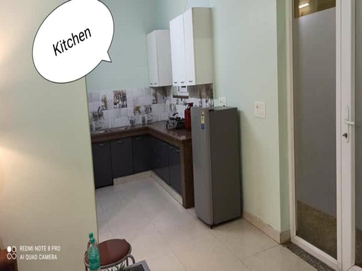 Oyo 74401 Aster Garden Suites Delhi  Esterno foto
