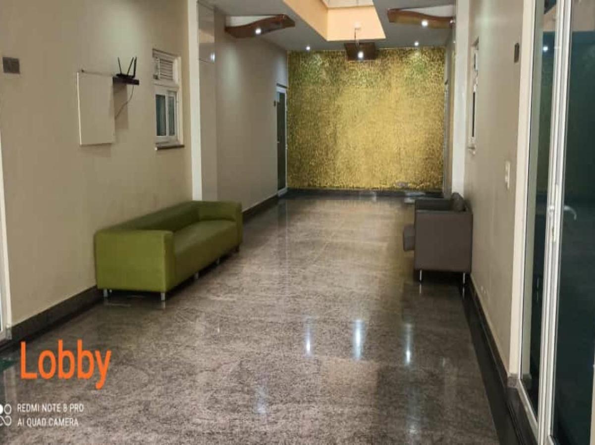 Oyo 74401 Aster Garden Suites Delhi  Esterno foto